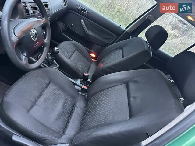 Зелений Фольксваген Гольф, об'ємом двигуна 1.6 л та пробігом 290 тис. км за 2900 $, фото 8 на Automoto.ua