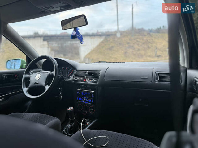 Зеленый Фольксваген Гольф, объемом двигателя 1.39 л и пробегом 160 тыс. км за 4499 $, фото 64 на Automoto.ua