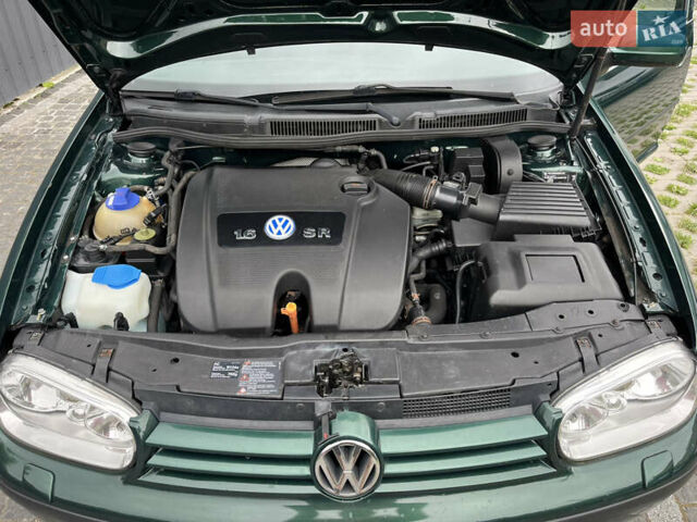 Зеленый Фольксваген Гольф, объемом двигателя 1.6 л и пробегом 221 тыс. км за 5200 $, фото 36 на Automoto.ua