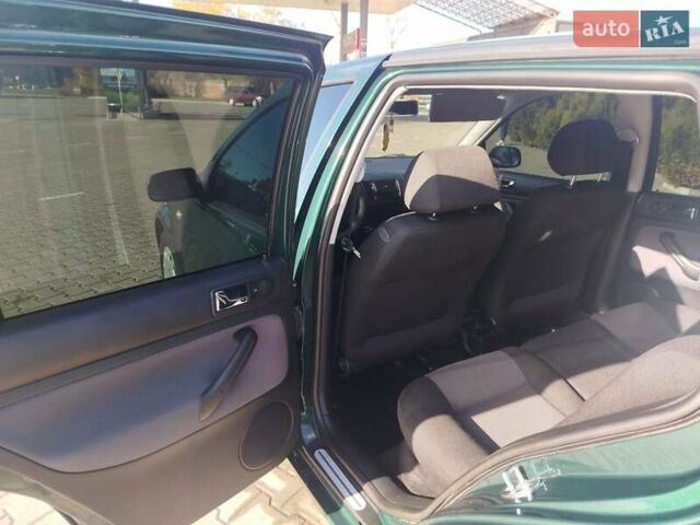 Фольксваген Гольф 2000 в Коломые на Automoto.ua Зеленый Фольксваген Гольф, объемом двигателя 1.6 л и пробегом 307 тыс. км за 4200 $, фото 18 на Automoto.ua