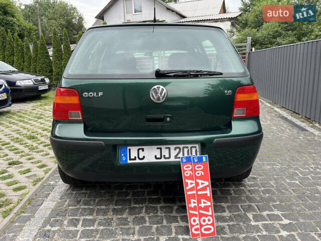 Зеленый Фольксваген Гольф, объемом двигателя 1.6 л и пробегом 221 тыс. км за 5200 $, фото 9 на Automoto.ua