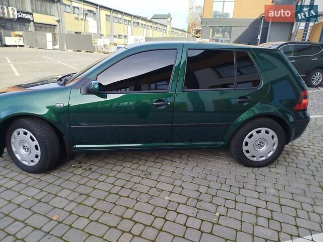 Зеленый Фольксваген Гольф, объемом двигателя 1.6 л и пробегом 307 тыс. км за 4100 $, фото 3 на Automoto.ua