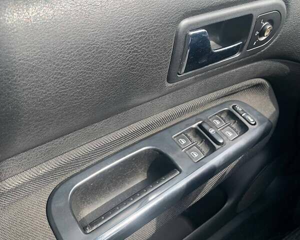 Зелений Фольксваген Гольф, об'ємом двигуна 1.4 л та пробігом 187 тис. км за 4700 $, фото 18 на Automoto.ua