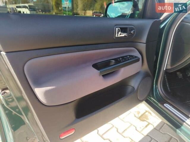 Фольксваген Гольф 2000 в Коломые на Automoto.ua Зеленый Фольксваген Гольф, объемом двигателя 1.6 л и пробегом 307 тыс. км за 4200 $, фото 23 на Automoto.ua