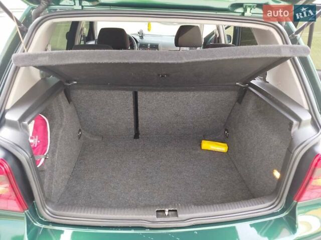 Зеленый Фольксваген Гольф, объемом двигателя 1.6 л и пробегом 307 тыс. км за 4100 $, фото 8 на Automoto.ua