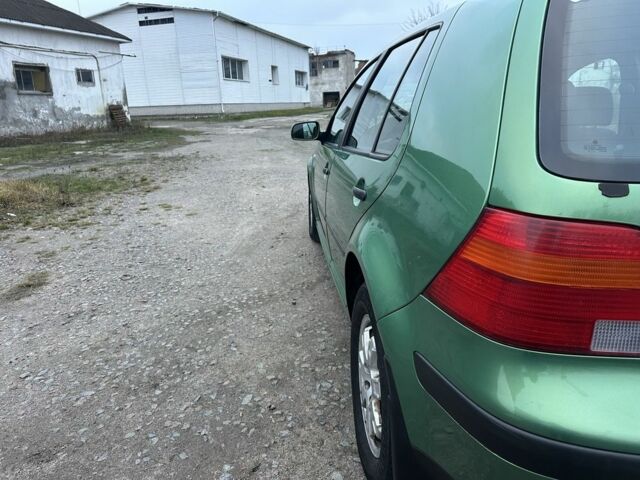 Зелений Фольксваген Гольф, об'ємом двигуна 1.6 л та пробігом 250 тис. км за 2900 $, фото 17 на Automoto.ua