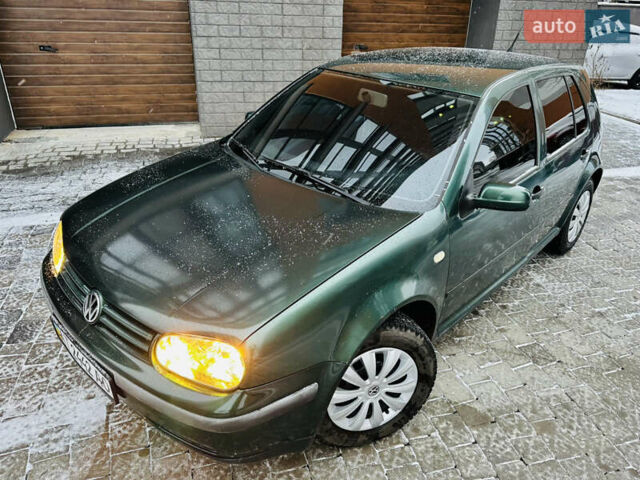 Зеленый Фольксваген Гольф, объемом двигателя 1.39 л и пробегом 300 тыс. км за 2950 $, фото 14 на Automoto.ua