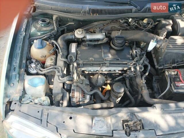 Зелений Фольксваген Гольф, об'ємом двигуна 1.9 л та пробігом 326 тис. км за 4200 $, фото 15 на Automoto.ua