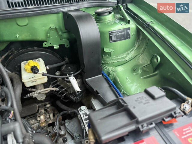 Зеленый Фольксваген Гольф, объемом двигателя 1.39 л и пробегом 160 тыс. км за 4499 $, фото 3 на Automoto.ua