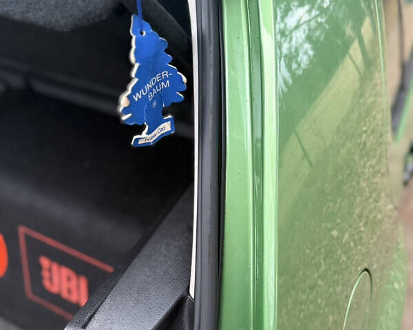 Зеленый Фольксваген Гольф, объемом двигателя 1.39 л и пробегом 160 тыс. км за 4499 $, фото 36 на Automoto.ua