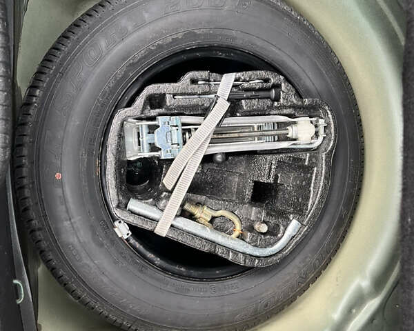 Зеленый Фольксваген Гольф, объемом двигателя 1.6 л и пробегом 221 тыс. км за 5200 $, фото 20 на Automoto.ua