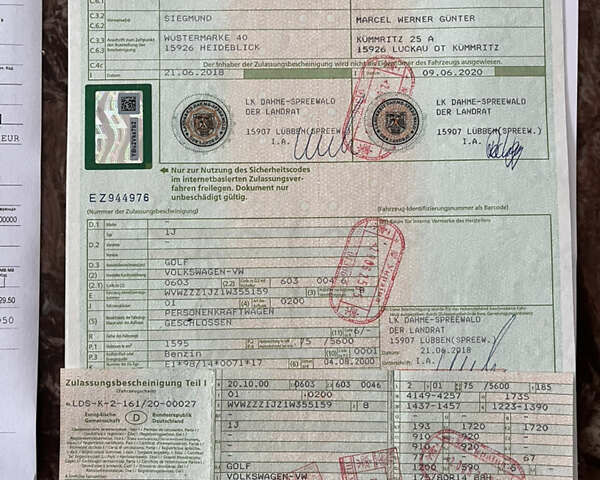 Зеленый Фольксваген Гольф, объемом двигателя 1.6 л и пробегом 221 тыс. км за 5200 $, фото 51 на Automoto.ua