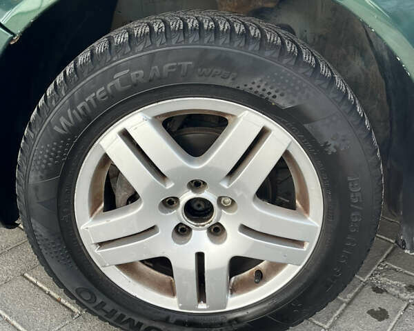 Зеленый Фольксваген Гольф, объемом двигателя 1.6 л и пробегом 198 тыс. км за 2999 $, фото 8 на Automoto.ua