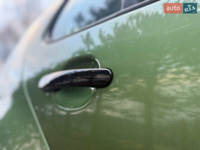 Зеленый Фольксваген Гольф, объемом двигателя 1.39 л и пробегом 160 тыс. км за 4499 $, фото 63 на Automoto.ua