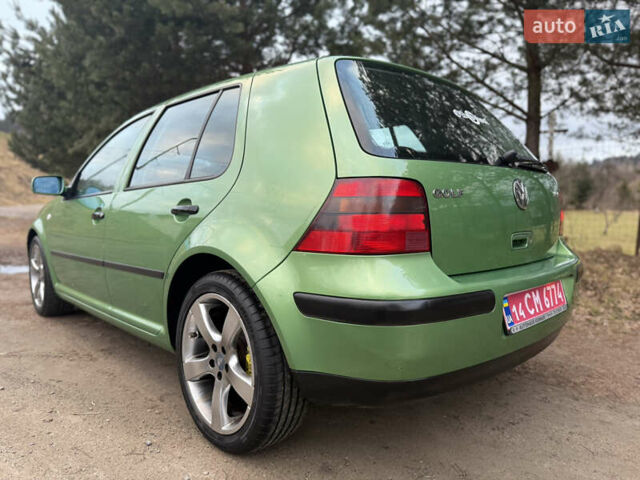 Зеленый Фольксваген Гольф, объемом двигателя 1.39 л и пробегом 160 тыс. км за 4499 $, фото 43 на Automoto.ua