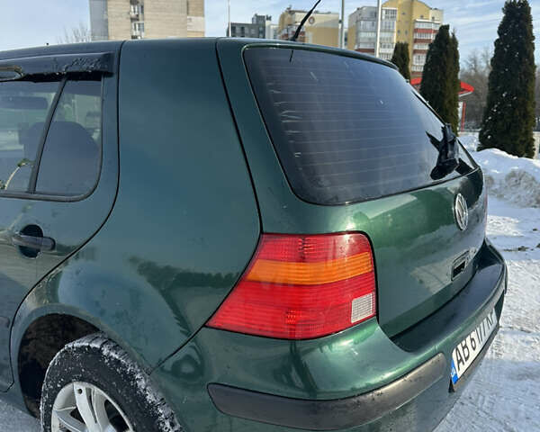 Зеленый Фольксваген Гольф, объемом двигателя 1.6 л и пробегом 299 тыс. км за 3650 $, фото 6 на Automoto.ua
