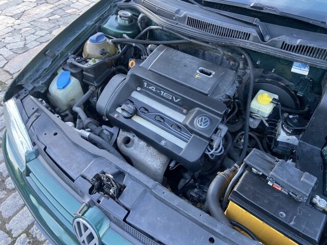 Зеленый Фольксваген Гольф, объемом двигателя 1.4 л и пробегом 288 тыс. км за 3800 $, фото 6 на Automoto.ua