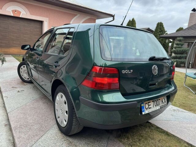 Зеленый Фольксваген Гольф, объемом двигателя 1.6 л и пробегом 255 тыс. км за 4200 $, фото 3 на Automoto.ua