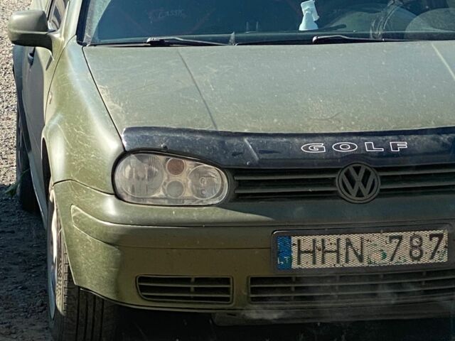 Зеленый Фольксваген Гольф, объемом двигателя 1.9 л и пробегом 370 тыс. км за 2396 $, фото 2 на Automoto.ua