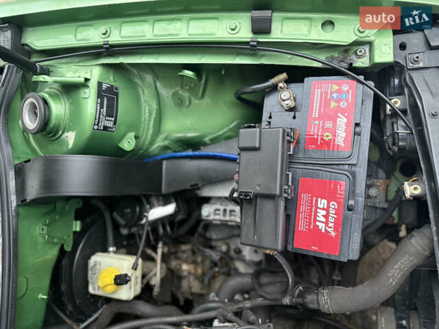 Зеленый Фольксваген Гольф, объемом двигателя 1.39 л и пробегом 160 тыс. км за 4499 $, фото 14 на Automoto.ua