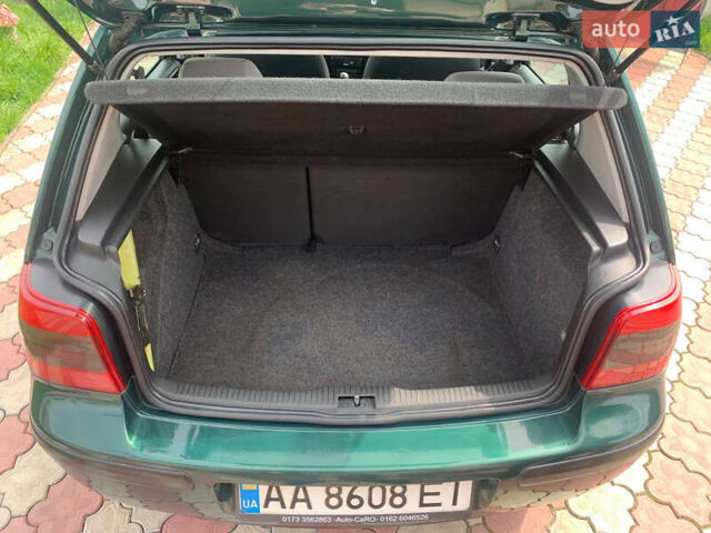 Зелений Фольксваген Гольф, об'ємом двигуна 1.4 л та пробігом 187 тис. км за 4700 $, фото 4 на Automoto.ua