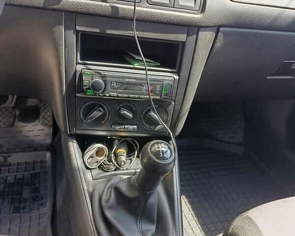 Зеленый Фольксваген Гольф, объемом двигателя 1.39 л и пробегом 250 тыс. км за 4700 $, фото 16 на Automoto.ua