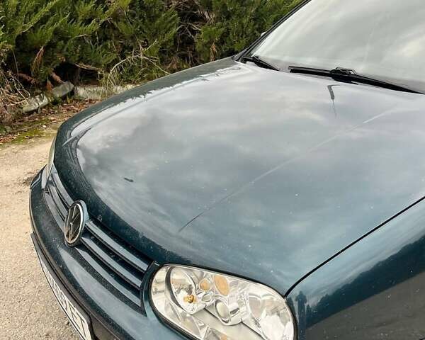 Зеленый Фольксваген Гольф, объемом двигателя 1.6 л и пробегом 218 тыс. км за 4150 $, фото 4 на Automoto.ua