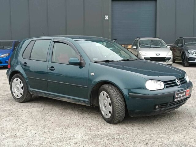 Зеленый Фольксваген Гольф, объемом двигателя 1.6 л и пробегом 170 тыс. км за 4990 $, фото 12 на Automoto.ua