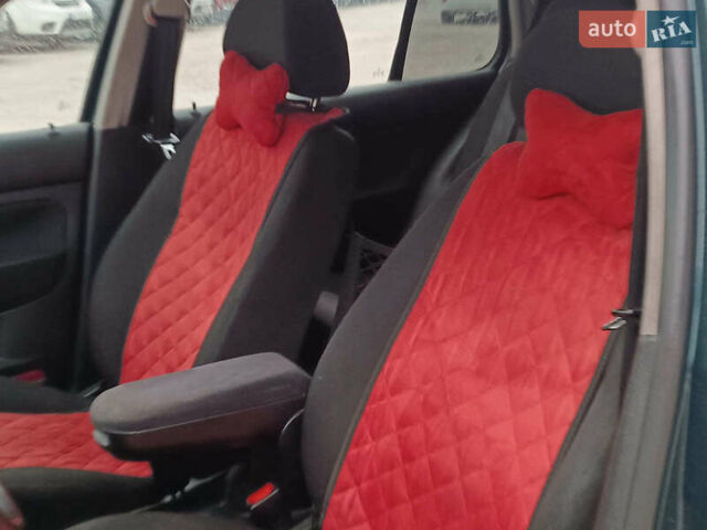 Зеленый Фольксваген Гольф, объемом двигателя 1.6 л и пробегом 170 тыс. км за 4990 $, фото 23 на Automoto.ua