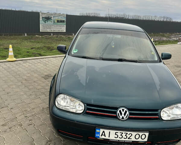 Зеленый Фольксваген Гольф, объемом двигателя 1.39 л и пробегом 239 тыс. км за 3650 $, фото 1 на Automoto.ua