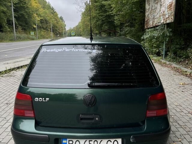 Зеленый Фольксваген Гольф, объемом двигателя 1.4 л и пробегом 230 тыс. км за 3200 $, фото 3 на Automoto.ua