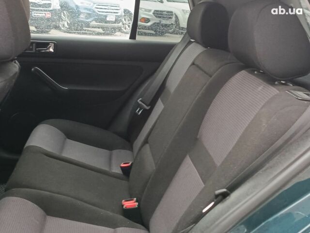 Зеленый Фольксваген Гольф, объемом двигателя 1.6 л и пробегом 170 тыс. км за 4990 $, фото 33 на Automoto.ua