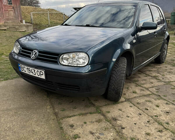 Зеленый Фольксваген Гольф, объемом двигателя 1.39 л и пробегом 258 тыс. км за 4350 $, фото 1 на Automoto.ua