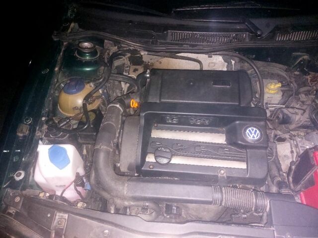 Зелений Фольксваген Гольф, об'ємом двигуна 1.6 л та пробігом 183 тис. км за 3500 $, фото 7 на Automoto.ua