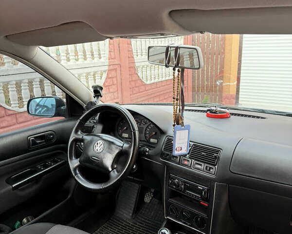 Зеленый Фольксваген Гольф, объемом двигателя 1.6 л и пробегом 238 тыс. км за 3750 $, фото 10 на Automoto.ua