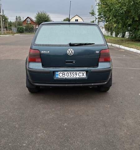 Зеленый Фольксваген Гольф, объемом двигателя 1.6 л и пробегом 287 тыс. км за 4700 $, фото 4 на Automoto.ua