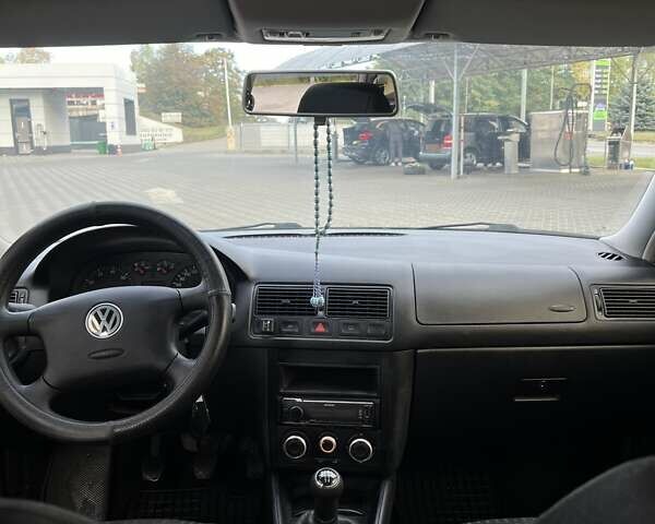 Зеленый Фольксваген Гольф, объемом двигателя 1.6 л и пробегом 298 тыс. км за 4799 $, фото 7 на Automoto.ua