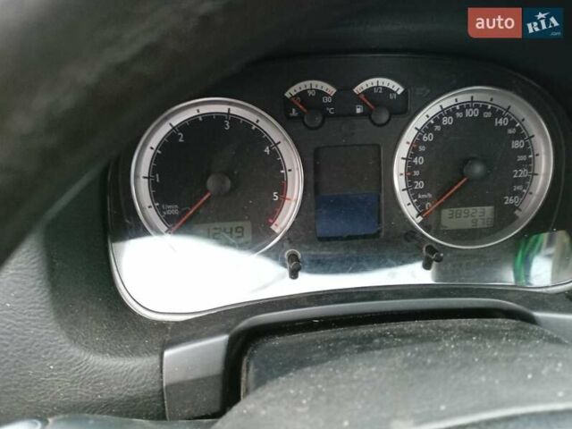 Зелений Фольксваген Гольф, об'ємом двигуна 1.9 л та пробігом 390 тис. км за 2400 $, фото 2 на Automoto.ua