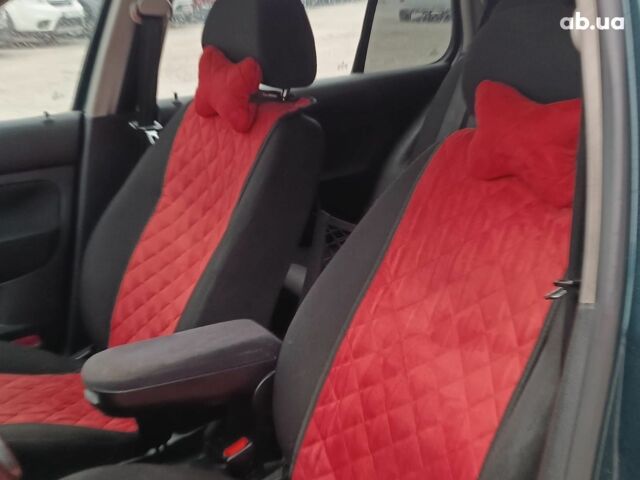 Зеленый Фольксваген Гольф, объемом двигателя 1.6 л и пробегом 170 тыс. км за 4990 $, фото 23 на Automoto.ua