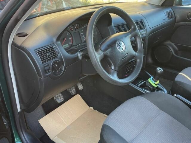 Зеленый Фольксваген Гольф, объемом двигателя 1.4 л и пробегом 230 тыс. км за 3500 $, фото 7 на Automoto.ua