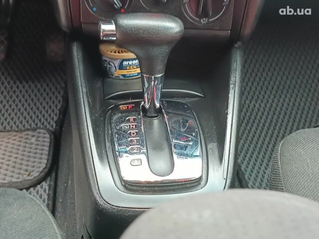 Зеленый Фольксваген Гольф, объемом двигателя 1.6 л и пробегом 170 тыс. км за 4990 $, фото 21 на Automoto.ua