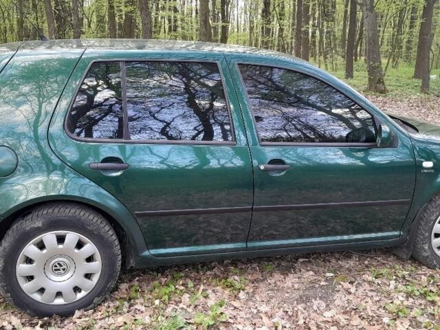 Зеленый Фольксваген Гольф, объемом двигателя 0 л и пробегом 365 тыс. км за 1750 $, фото 1 на Automoto.ua