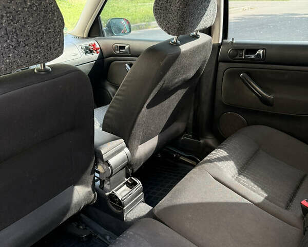 Зелений Фольксваген Гольф, об'ємом двигуна 1.6 л та пробігом 252 тис. км за 3600 $, фото 14 на Automoto.ua