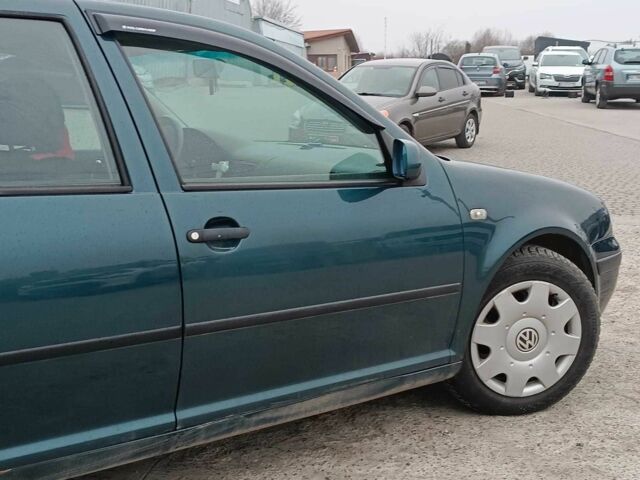 Зеленый Фольксваген Гольф, объемом двигателя 1.6 л и пробегом 170 тыс. км за 4990 $, фото 9 на Automoto.ua