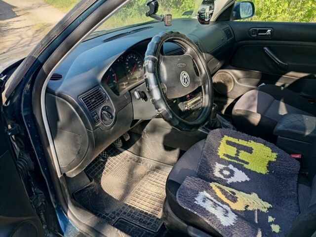 Зелений Фольксваген Гольф, об'ємом двигуна 1.4 л та пробігом 336 тис. км за 3800 $, фото 3 на Automoto.ua