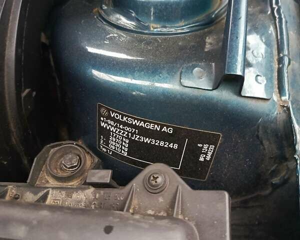 Зеленый Фольксваген Гольф, объемом двигателя 1.6 л и пробегом 114 тыс. км за 6500 $, фото 17 на Automoto.ua