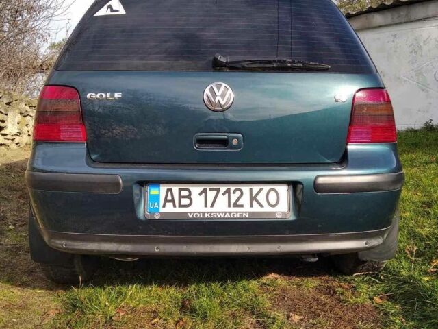 Зеленый Фольксваген Гольф, объемом двигателя 1.6 л и пробегом 204 тыс. км за 5000 $, фото 2 на Automoto.ua