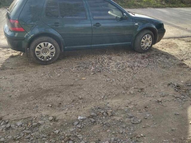 Зеленый Фольксваген Гольф, объемом двигателя 1.6 л и пробегом 204 тыс. км за 5000 $, фото 3 на Automoto.ua