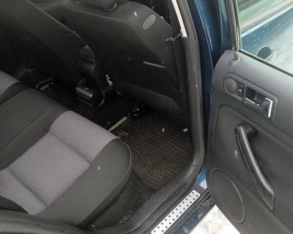 Зелений Фольксваген Гольф, об'ємом двигуна 1.6 л та пробігом 181 тис. км за 4450 $, фото 50 на Automoto.ua