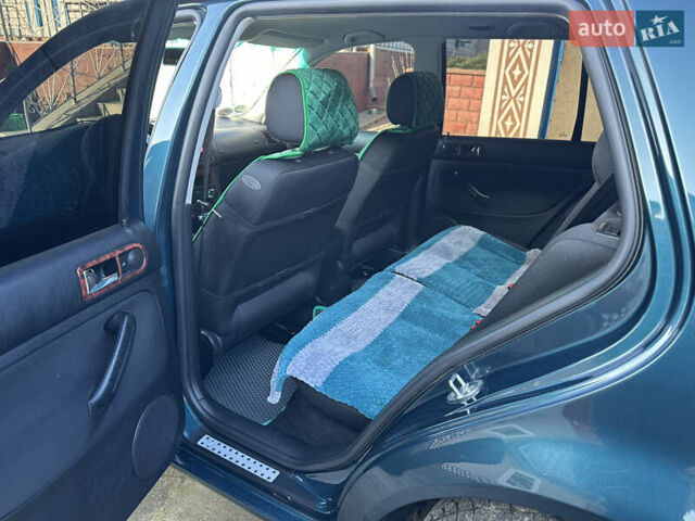 Зеленый Фольксваген Гольф, объемом двигателя 1.6 л и пробегом 204 тыс. км за 4800 $, фото 12 на Automoto.ua